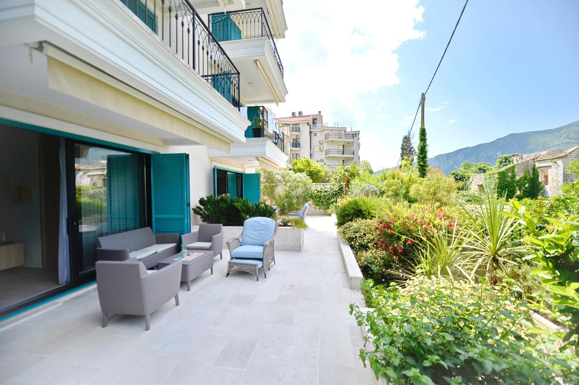 Apartments Boka Blue Dobrota Kotor Exterior foto