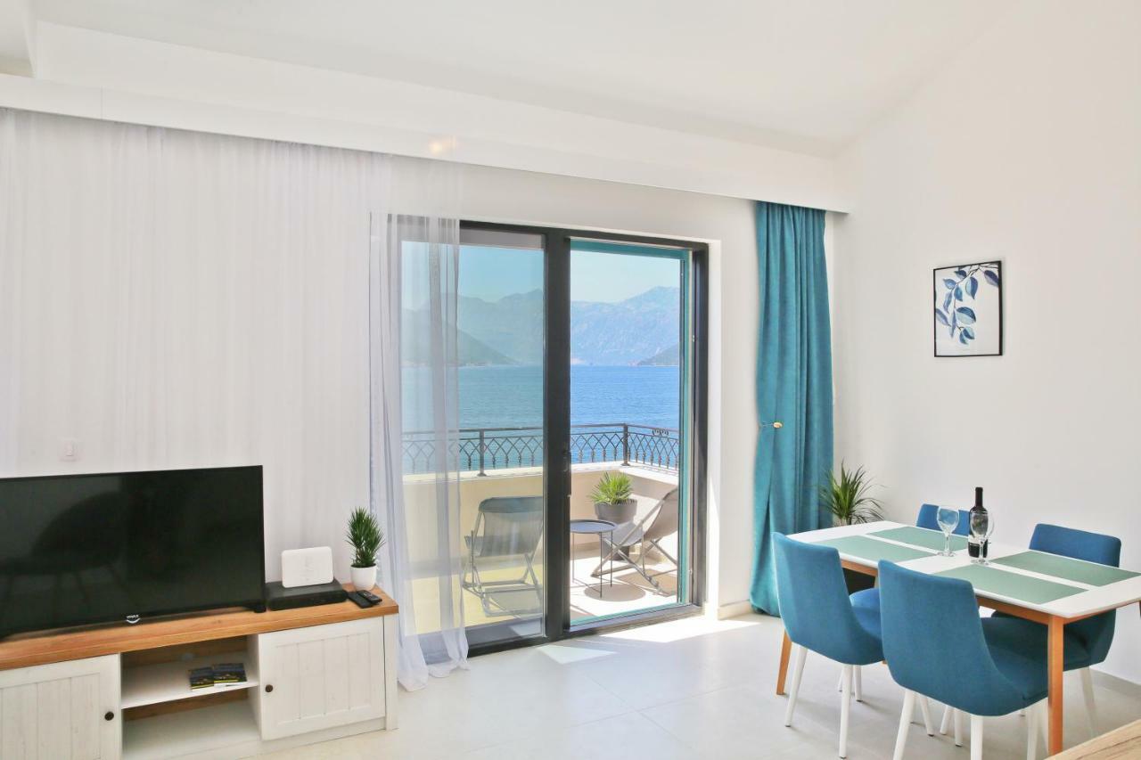 Apartments Boka Blue Dobrota Kotor Exterior foto