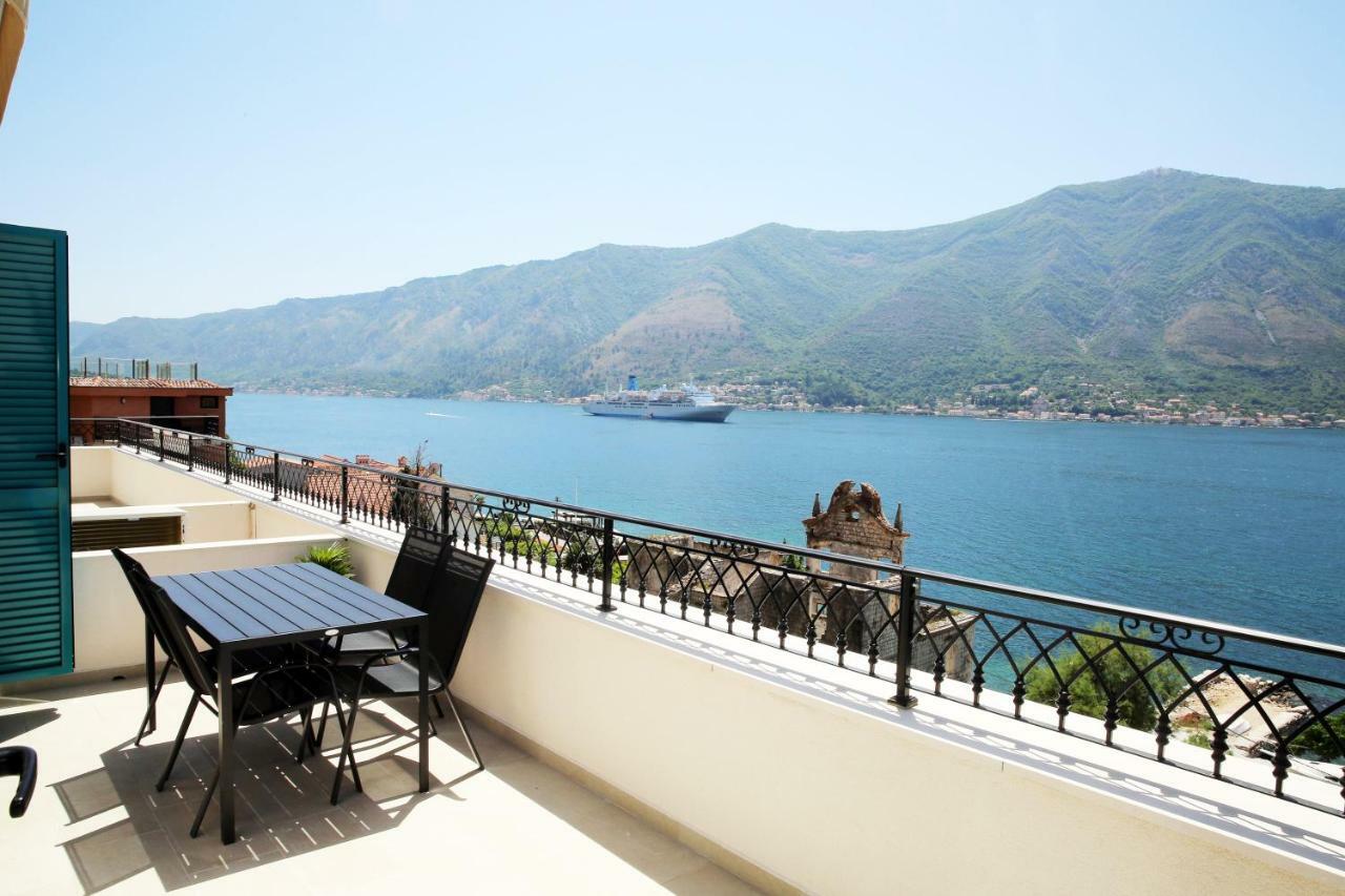 Apartments Boka Blue Dobrota Kotor Exterior foto