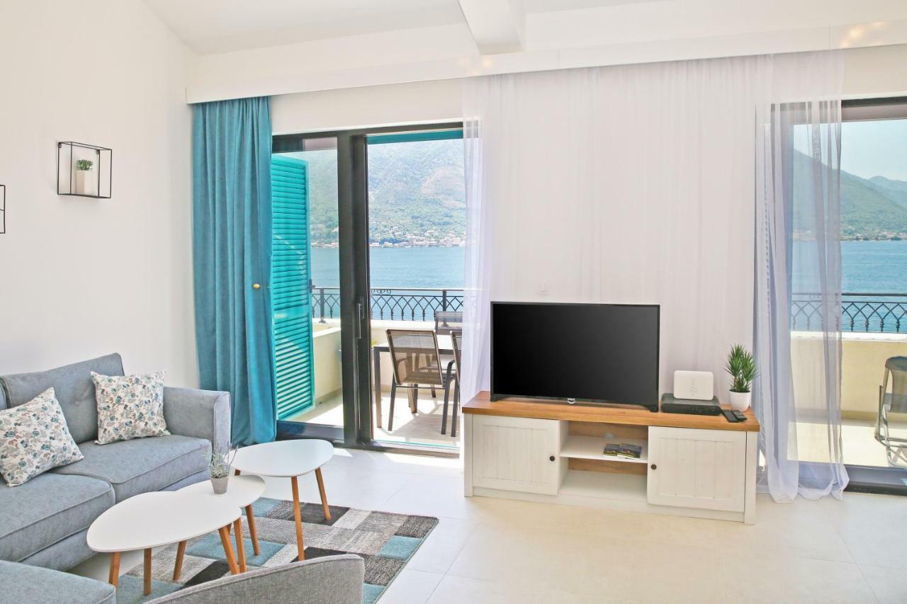 Apartments Boka Blue Dobrota Kotor Exterior foto