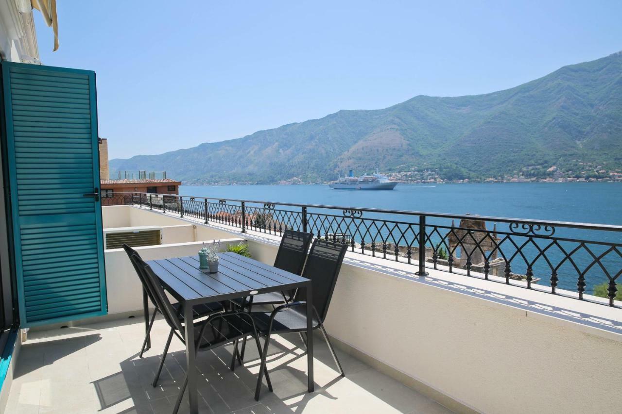 Apartments Boka Blue Dobrota Kotor Exterior foto